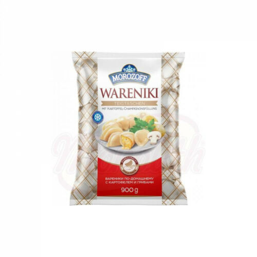 Handgemaakte dumplings met aardappelen en champignons